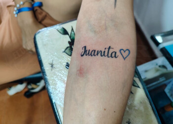 Para tenerla siempre presente, la hermana de Juanita Sirimarco se tatuó una de sus poesías