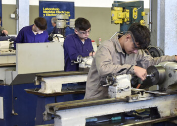 “Vemos un panorama muy complicado para las escuelas técnicas para el año que viene”