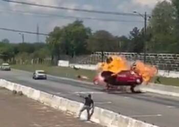 Impresionante triple choque durante una carrera en un autódromo paraguayo