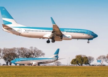 Francos ratificó que se avanzará con la privatización de Aerolíneas Argentinas