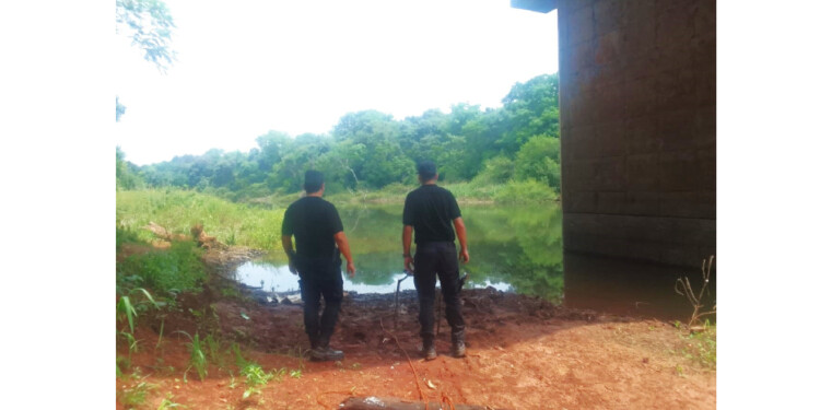 HALLAZGO. Los cuerpos fueron encontrados a los pocos minutos de que se iniciara la búsqueda policial.