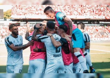 En un encuentro entretenido, Central Córdoba le ganó a Newell´s como visitante