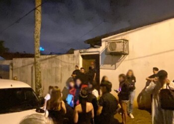 Alcohol y menores: clausuraron dos fiestas clandestinas de Halloween