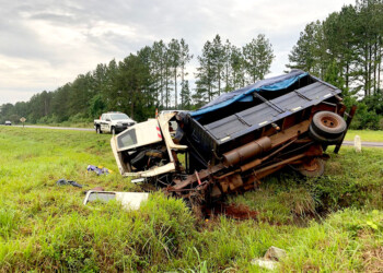 Despiste de camión en San José dejó a un hombre hospitalizado