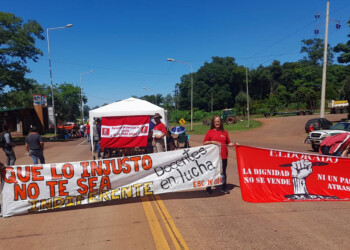Docentes de paro, con asambleas y cortes intermitentes sobre la ruta 12