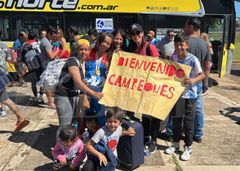Fotos y videos: los deportistas misioneros ya están en Posadas