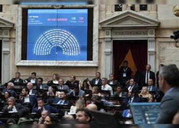 La oposición no logró quórum para derogar el decreto de canje de deuda