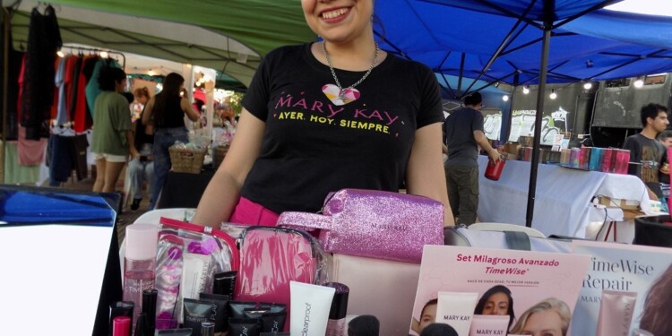 Sandra Arzamendia. Emprendedora y consultora de Mary Kay su Instagram @sanu_marykay