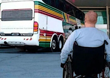 Los micros obligados a cumplir con pasajes gratuitos a personas con discapacidad