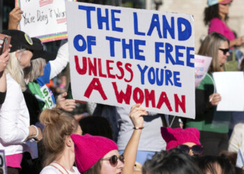 Contra Trump y el avance de la derecha, mujeres convocan a “no tener citas” y “no tener sexo”