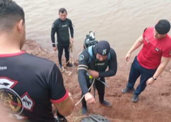 San Javier: equipo de buzos continúa con la búsqueda del joven desaparecido en el río Uruguay