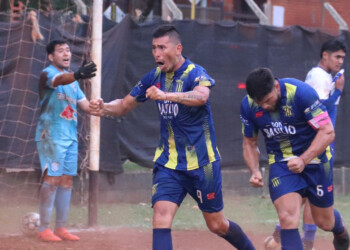 Regional Amateur: Mitre se repuso a tiempo, salvó el invicto y clasificó a La Cantera