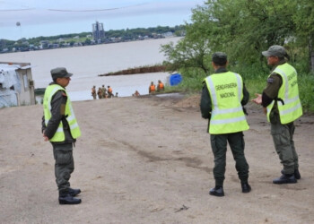 Buscan intensamente a soldado del Ejército Argentino que cayó al río Paraná