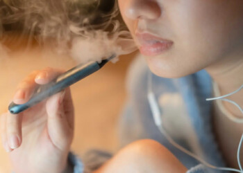 Misiones: crece el uso de vapeadores en jóvenes y los colegios analizan medidas