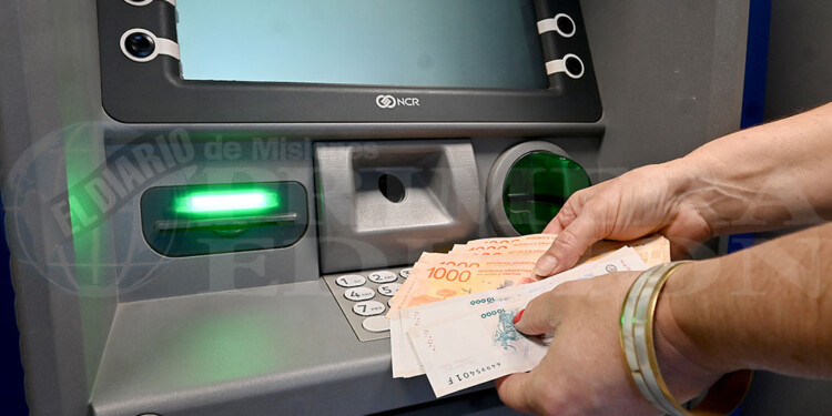 PAGO EXTRAORDINARIO. El Gobierno provincial escuchó el pedido de UPCN y se abrió una mesa de trabajo.