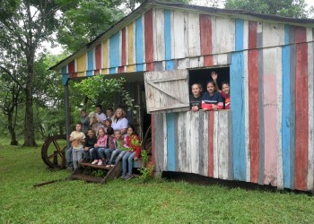 La escuela que ayudó a las familias a mejorar su calidad de vida