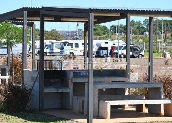 El Camping Municipal de Posadas con más servicios, comodidades y atractivos para el verano