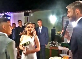 El misionero Jonathan Schunke ofició de pastor y casó a un ex-compañero del fútbol en Paraguay