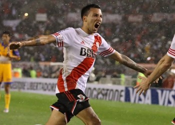 Vangioni se postula para volver a River