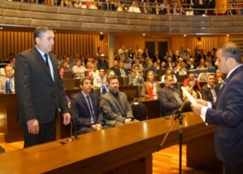 Javier Mela asumió como diputado en lugar de Germán Kiczka