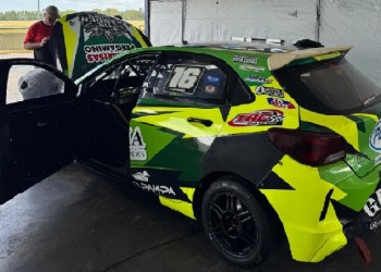 Automovilismo: “Mosquita” quiere seguir zumbando