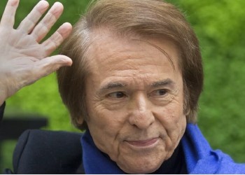 Internaron de urgencia al cantante español Raphael