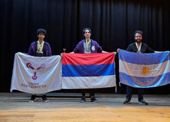 Estudiantes de la Escuela de Robótica obtuvieron primer puesto en torneo internacional