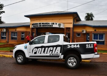 Dos presos se escaparon de la comisaría de Wanda sin romper la celda