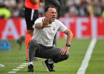 Gabriel Milito fue despedido como DT de Atlético Mineiro