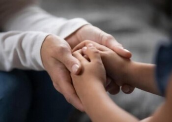 Unidos por el amor: la familia que cruzó el país para adoptar a su hijo en Misiones