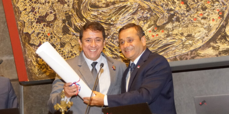 HERRERA AHUAD. Duro con los opositores: “Quieren extender las sesiones pero no vienen a las reuniones”, dijo.