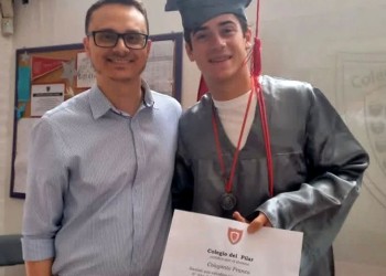 Colapinto aprovechó sus vacaciones para terminar el secundario