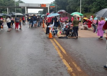 Realizan un corte sobre la ruta 12 a la altura de Colonia Victoria