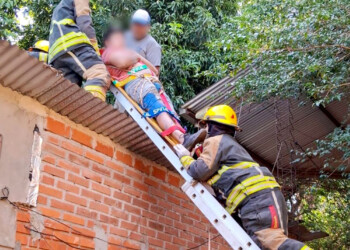 Un hombre sufrió una descarga eléctrica mientras trabajaba en Jardín América