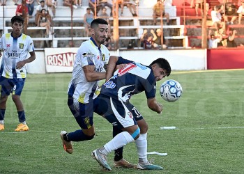 Regional Amateur: Mitre pisó fuerte en Villa Sarita y acomodó la serie a su favor
