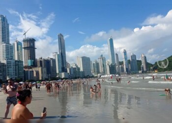 Consejos claves para viajar a Balneario Camboriú: lo que hay que saber según dos misioneros