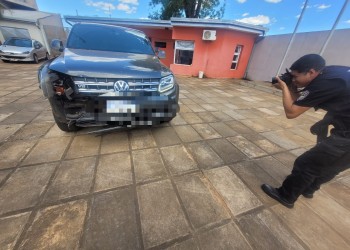 Se presentó en la policía el dueño de la camioneta que chocó varios autos y responsabilizó a su hermano