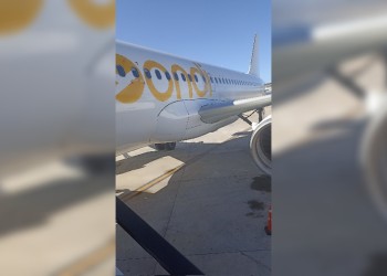 Terror en un vuelo de Flybondi que llevaba estudiantes a su viaje de egresados