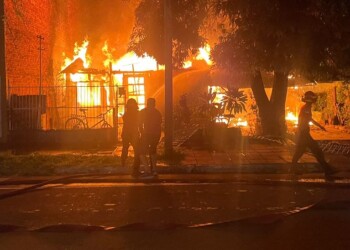 Vivienda familiar fue consumida totalmente en el barrio Villa Urquiza