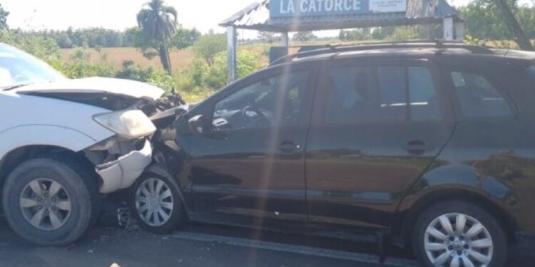 El accidente involucró a tres vehículos. Foto: Corrientes Hoy