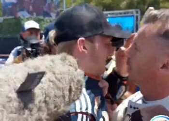 Video: el tremendo cruce entre dos pilotos que casi terminan a los golpes en el TN