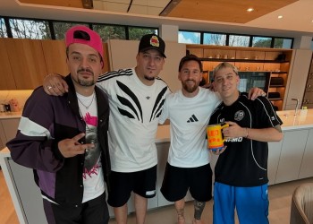 Messi recibió su primer regalo de navidad a puro ritmo de cumbia