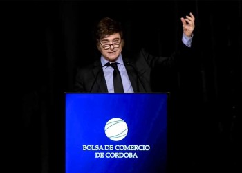 Milei ratificó que desde el lunes se elimina el impuesto PAIS