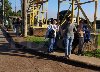 Nuevamente el transporte urbano deja a miles de usuarios varados