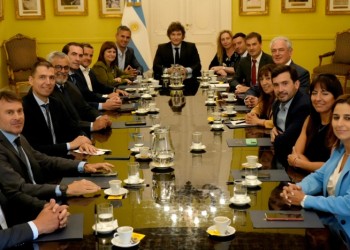 Con Martín Arjol, los diputados expulsados del radicalismo se reunieron con Milei y le ofrecieron una “alianza de listas”
