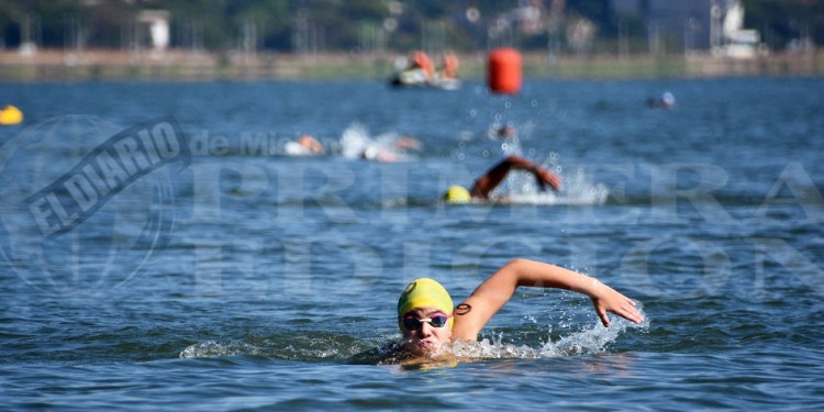 AL AGUA. El certamen se disputa bajo estrictas medidas de seguridad.