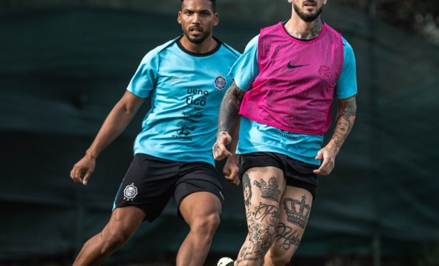 COMPATRIOTAS. Maciel compartirá equipo con “Pipa” Benedetto.