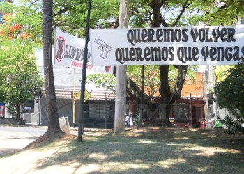 Arrestan en Rosario al ideólogo de pasacalles “mafiosos” en Posadas