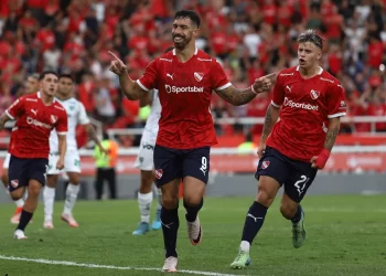 Independiente venció 2-1 a Sarmiento de Junín en la primer fecha del campeonato