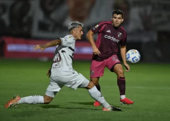 River empató en su visita a Platense en el arranque del Torneo Apertura